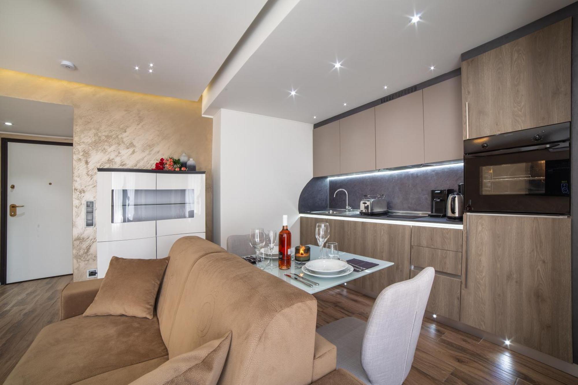 The Queen Luxury Apartments - Villa Carlotta Luxembourg Exterior photo